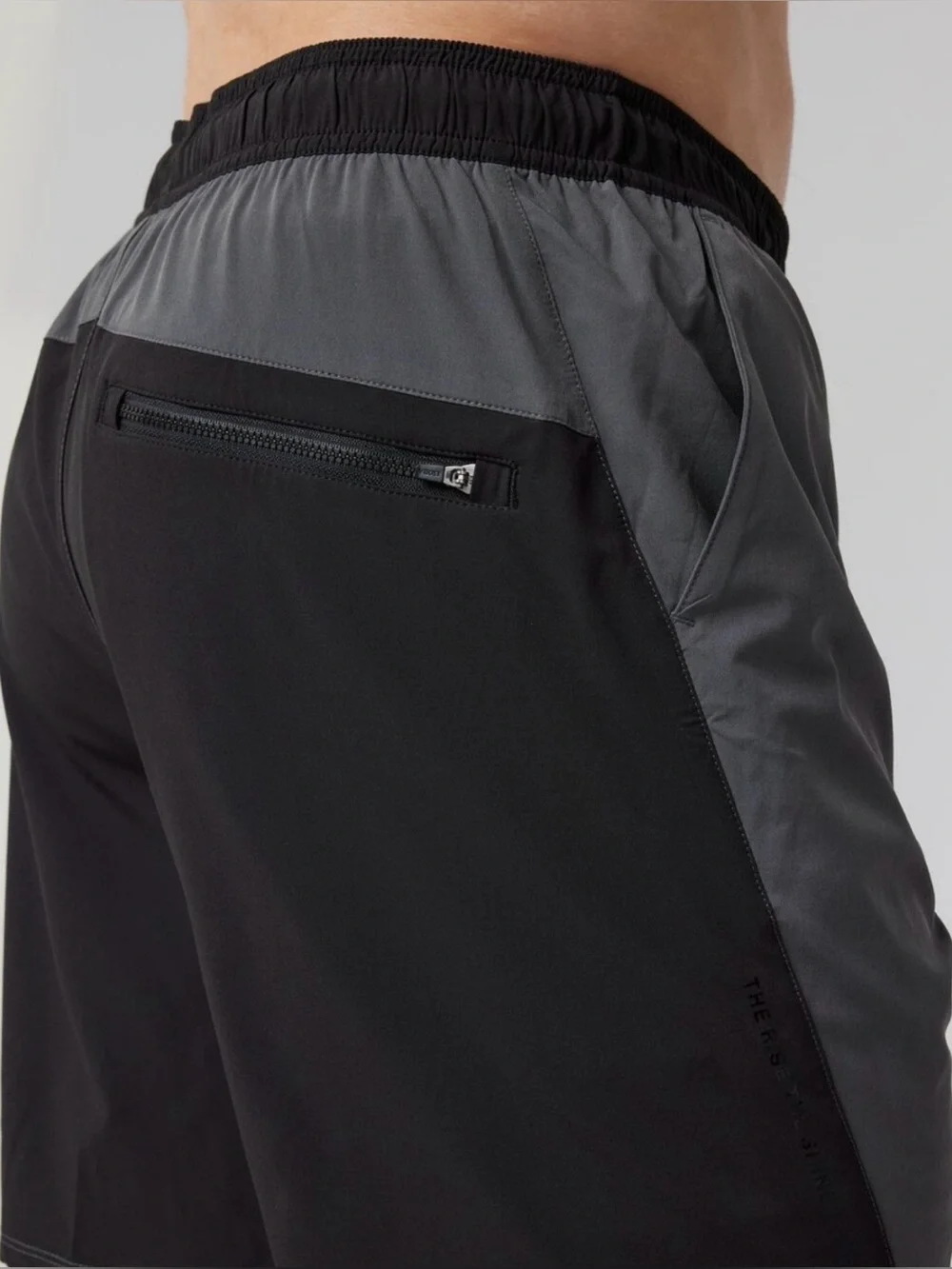 Vuori Men’s Chromatic Kore Shorts in Dark Pewter Grey, Size XL